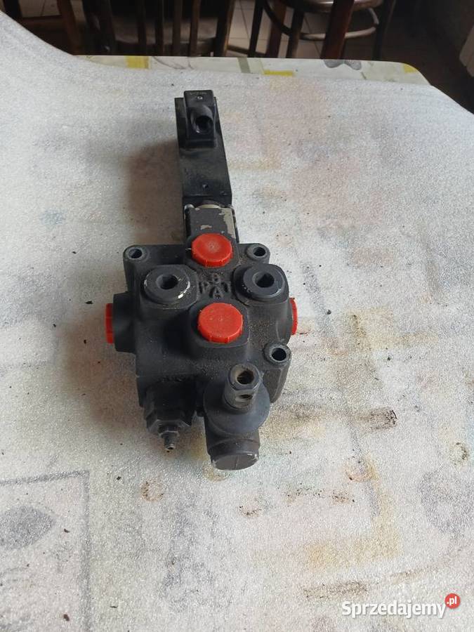 Rozdzielacz hydrauliczny 1sekcyjny elektryczny sprzedam