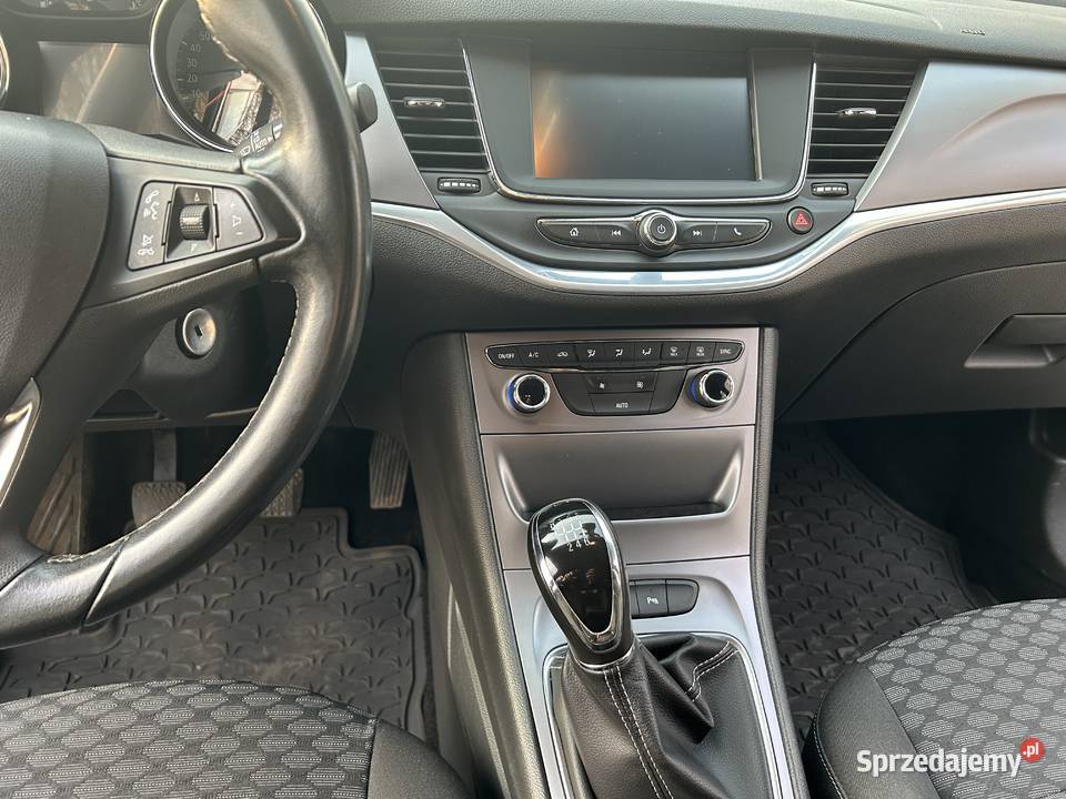 Opel Astra 14 T Sports Tourer Enjoy Dąbrowa Górnicza