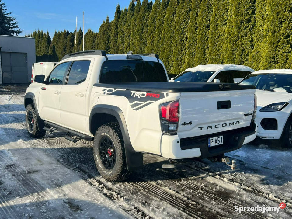 Toyota Tacoma TRD PRO 4x4 Szyberdach Kamera JBL światła przeciwmgielne Baranowo