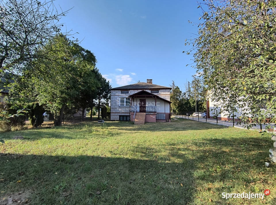 Dom z dużą działką Tomaszowska Łaszczów asfalt