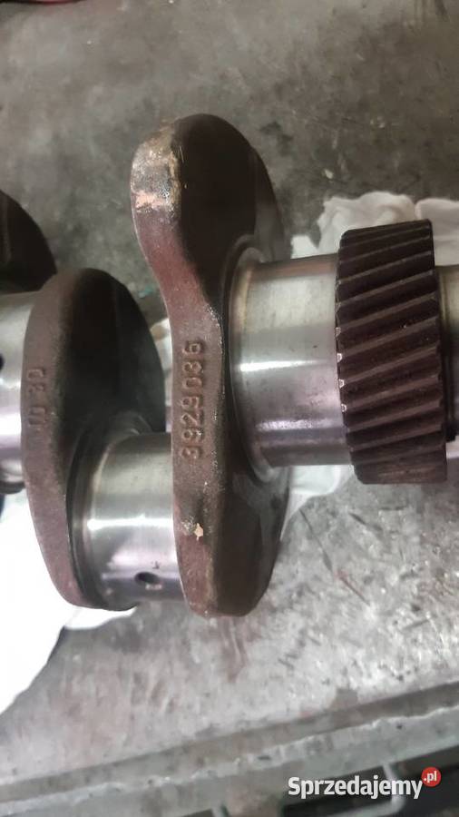 Most Case 688 wał korbowy 3929036 Radom