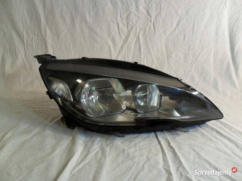 Reflektor Przód strona prawa Peugeot 308 osobowe wielkopolskie Nowy Tomyśl