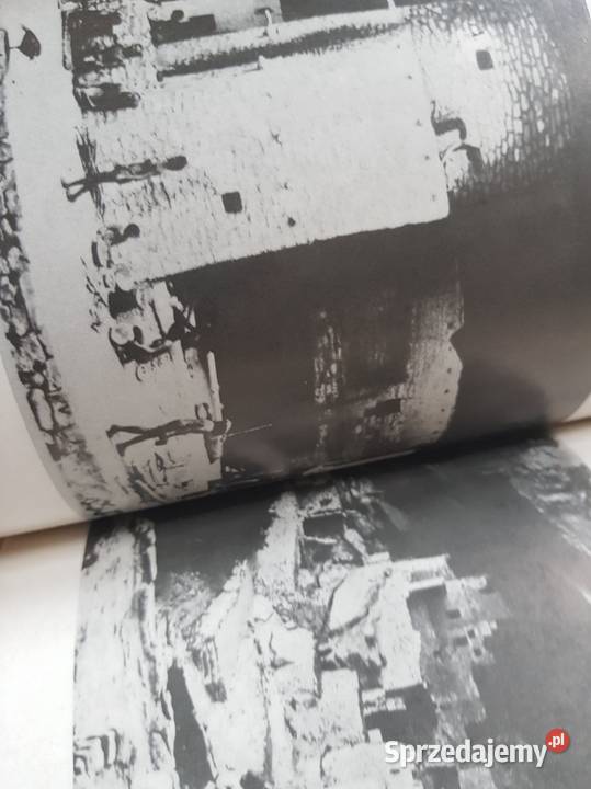 Ceram Pierwszy Amerykanin Zagadka studiów