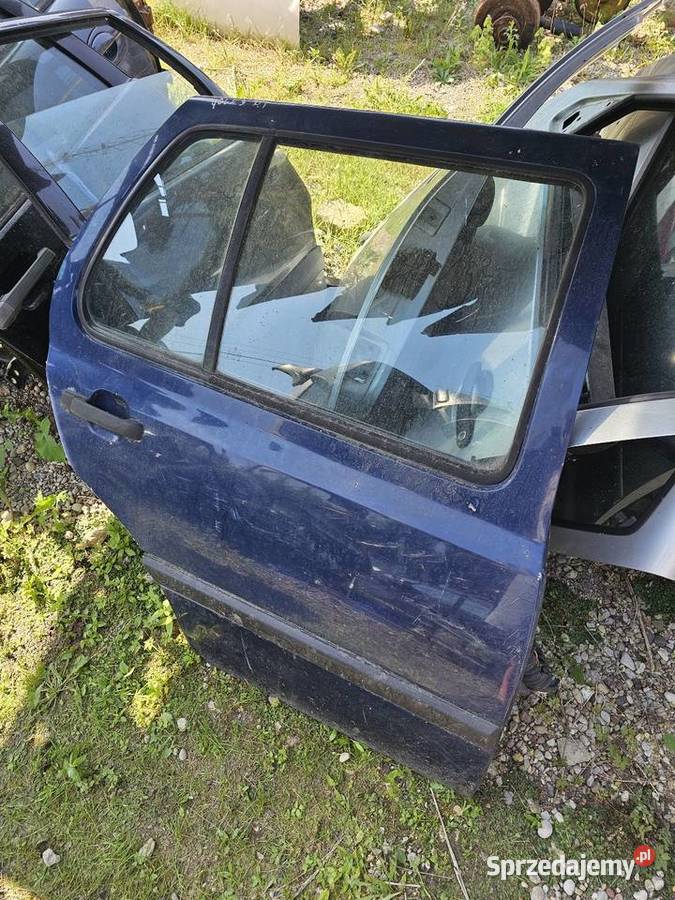 Dzwi golf 3 prawy tył osobowe Polesie
