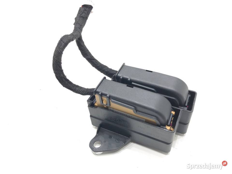 SKRZYNKA BEZPIECZNIKÓW AUDI A6 C8 4K0971845B osobowe