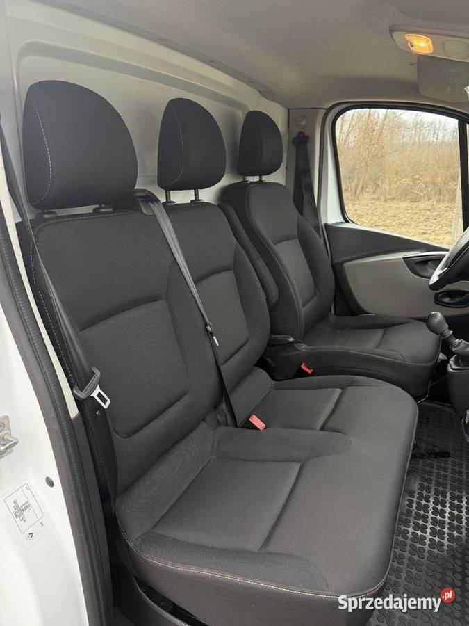 Renault Trafic III 16 120 2019r furgon Renault
