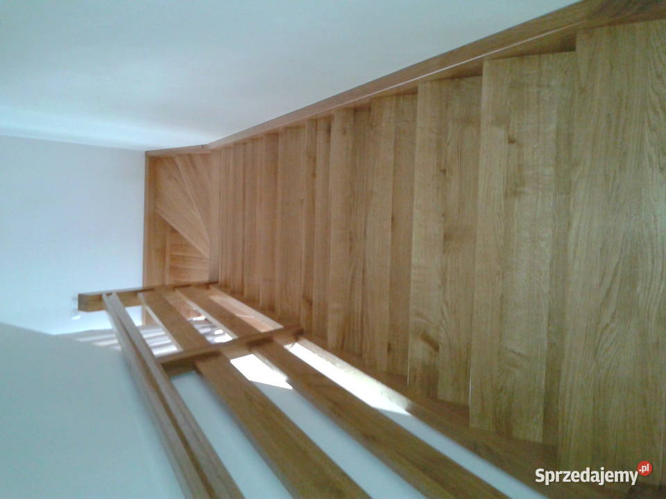 Schody drewniane ażurowe Podłogi i schody lubelskie Oszczepalin Pierwszy