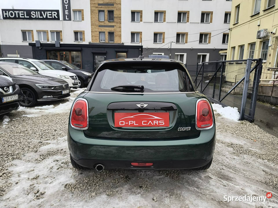 Mini Cooper Nawigacja Czujniki Parkowania garażowany