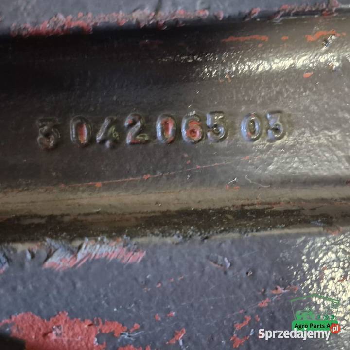 Ramię tylnego podnośnika 304206403 3042066M14 sprzedam