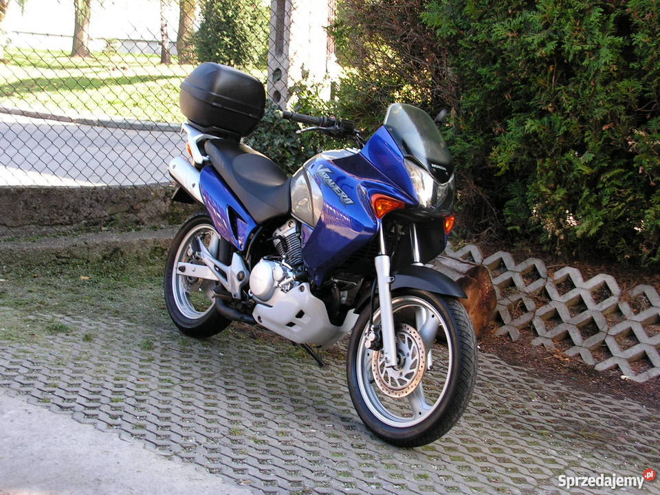 HONDA varadero 125 cbr cbf yamaha xt dt wr katB Honda
