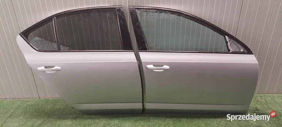 DRZWI PRAWE TYLNE SKODA OCTAVIA III HB 1220 LAK Międzychód