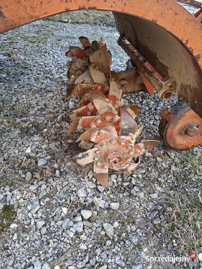 Glebogryzarkawałek AGROMETUNIA