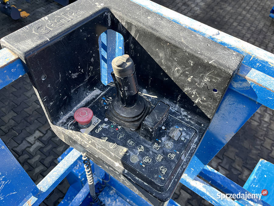 Zwyżka nożycowa terenowa Genie GS3268 1175 m Koła Kęty