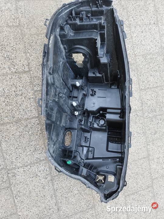 Xc90 II lampa lewa puszka 32228300 sprzedam