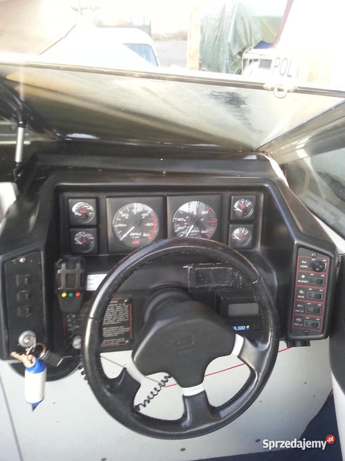 JACHT MOTOROWY BAYLINER CAPRI kabinowy warmińsko-mazurskie