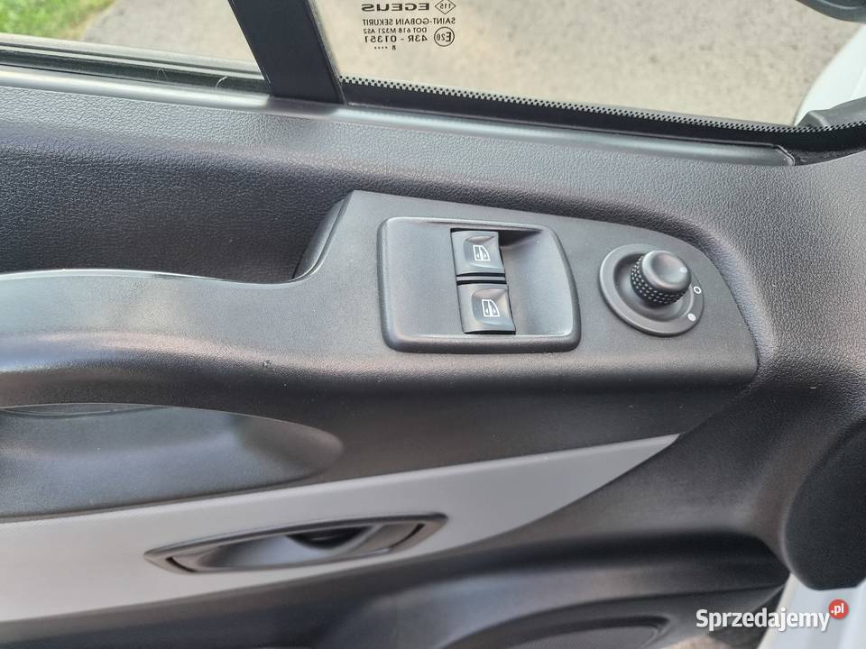 Renault Trafic 16 dci 102 z NIemiecJedyne 147000 1600cm3 Renault świętokrzyskie Mniów