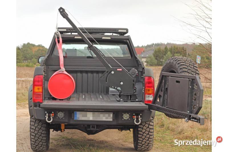 Wyciągarka obrotowa z wysięgnikiem More 4x4 Karoseria