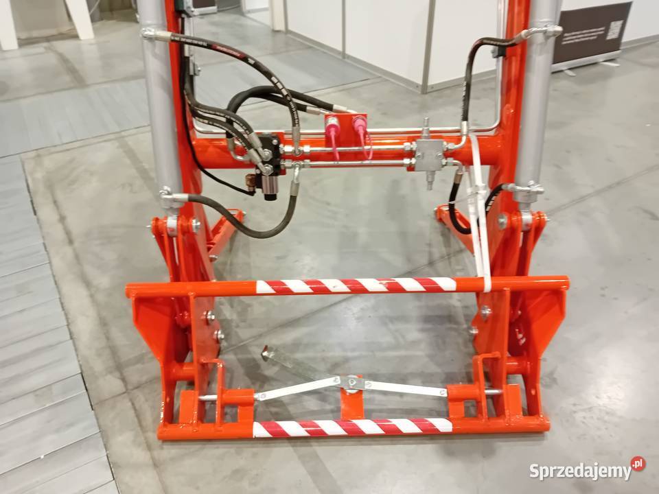Ładowacz czołowy IT1200 InterTech Zetor Ursus MF