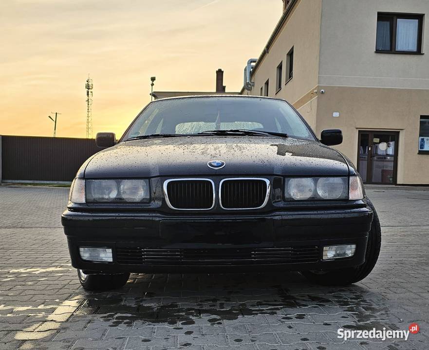 BMW E36 318ti Compact w Automacie bez grama rdzy Września sprzedam