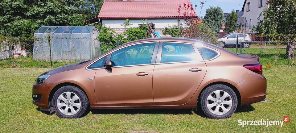 Opel astra salon pierwszy właściciel lubelskie Poniatowa