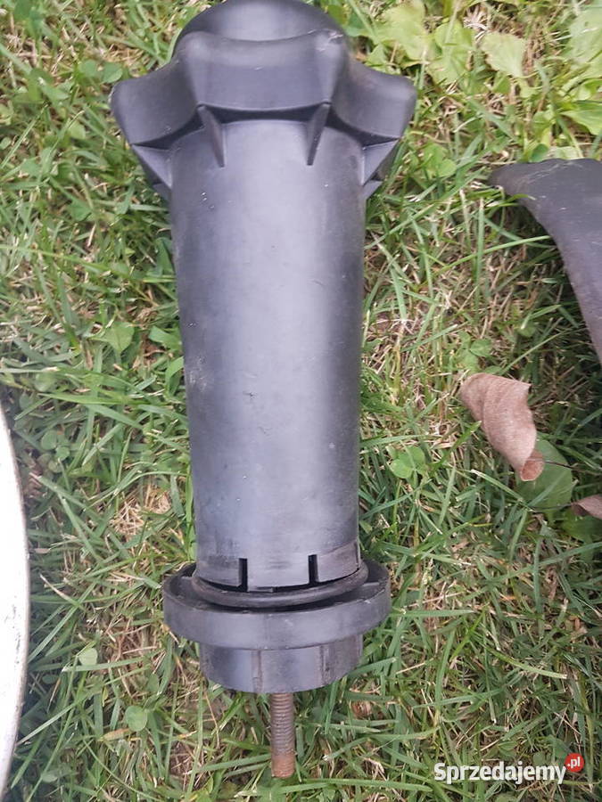 Śruba mocowanie koła zapasowego audi a6 c5 osobowe Pozostałe lubelskie Zalutyń