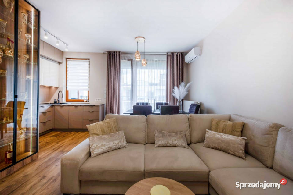 Nowe wykończone 3 pok o pow 61 m2 loggia Warszawa