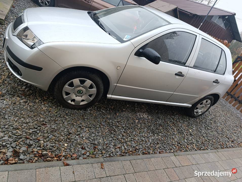 Sprzedam Skodę z niskim przebiegiem Malawa