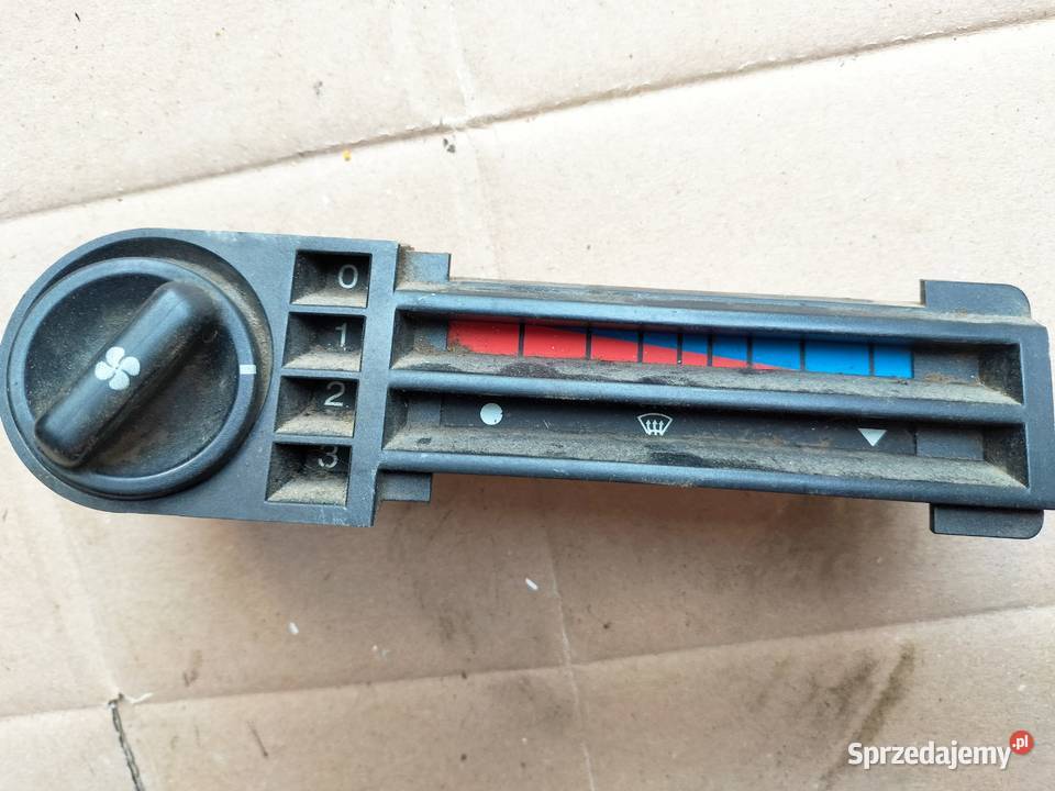 FORD FIESTA MK3 WŁĄCZNIK POKRĘTŁO PANEL NAWIEWU Kamień-Kolonia