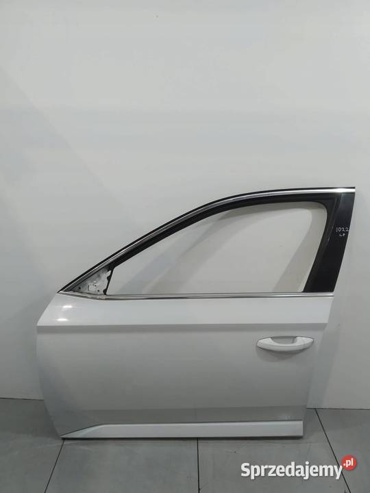 DRZWI LEWE PRZÓD LS9R Skoda Superb III 20152024