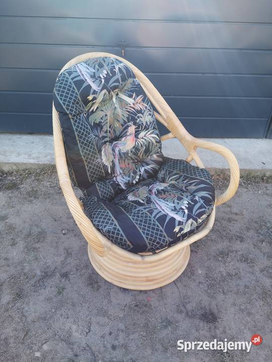 Fotel bujanoobrotowy ratanowy Meble Aleksandrów Łódzki