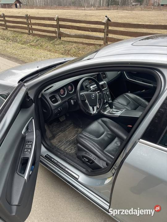 Volvo s60 t6 AWD Summum 304
