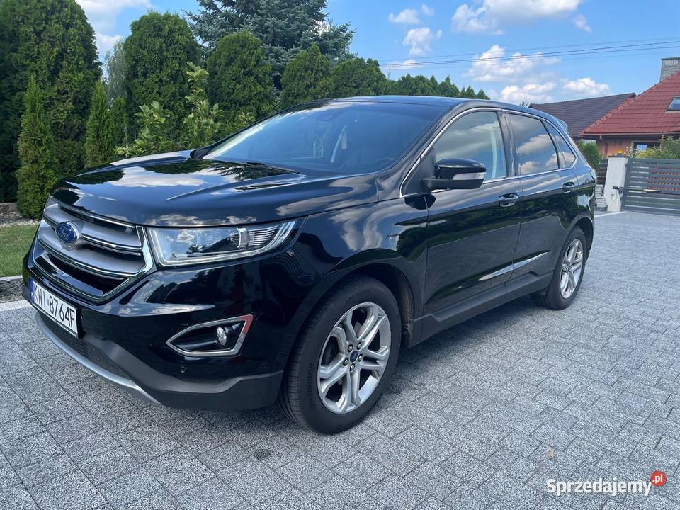 Ford Edge 2016 czarny Napęd 4x4 Rok produkcji 2016 sprzedam