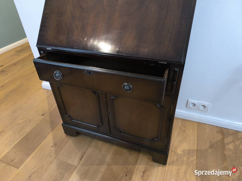 Piękny sekretarzyk pomocnikkomoda łódzkie