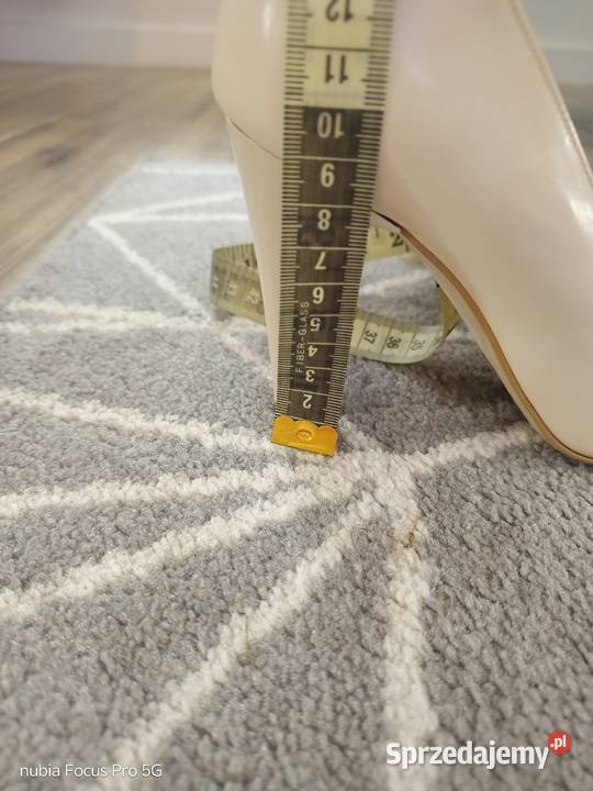 Szpilki Hadle Kańczuckie