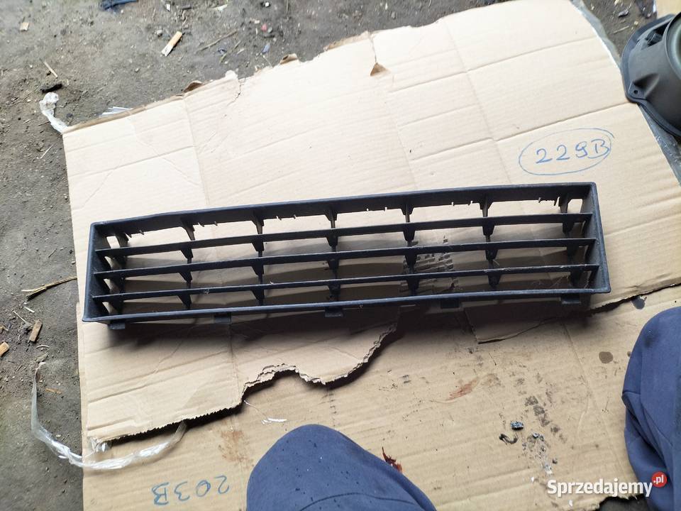 FIAT STILO 1821920015 KRATKA ZDERZAKA PRZEDNIEGO sprzedam