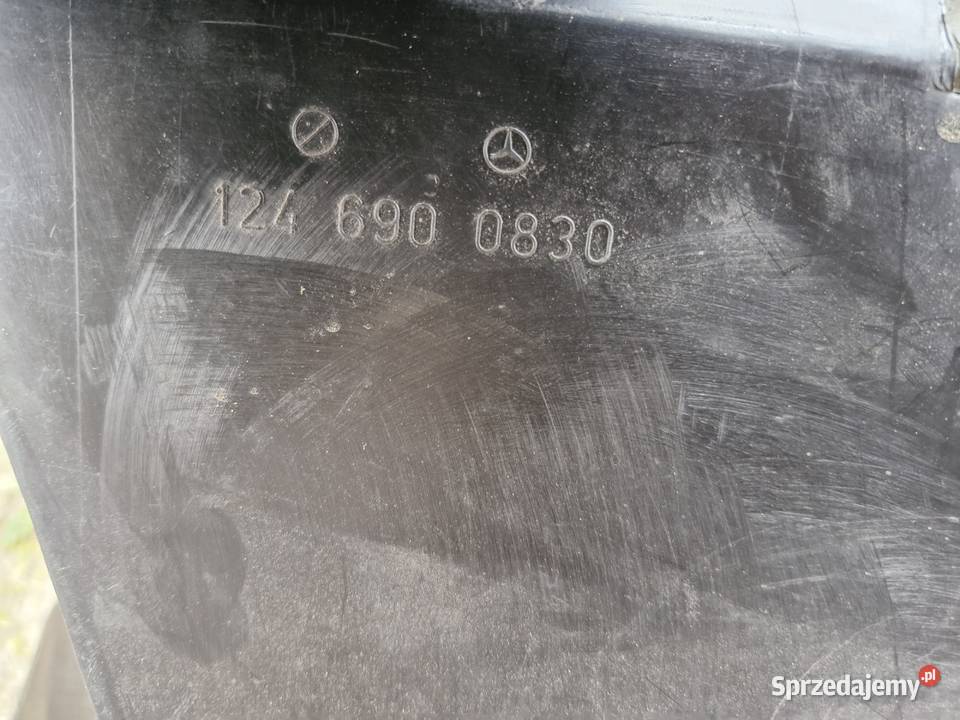 mercedes 124 tapicerka bagażnika boczki dywan Gorzów Wielkopolski sprzedam