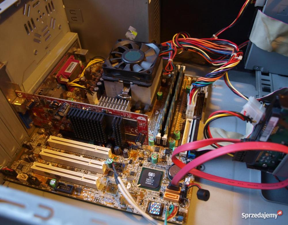 KOMPUTER STACJONARNY Komputer PC AMD Sempron 300 Komputery stacjonarne sprzedam
