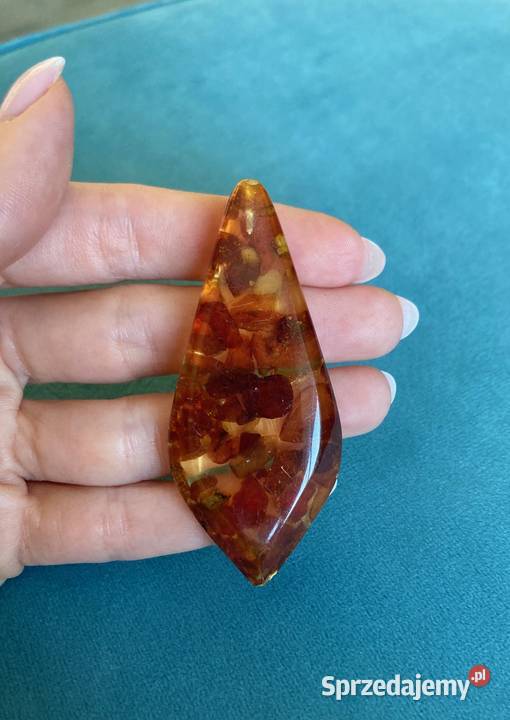 Duży szlifowany naturalny bursztynowy wisiorek Nisko