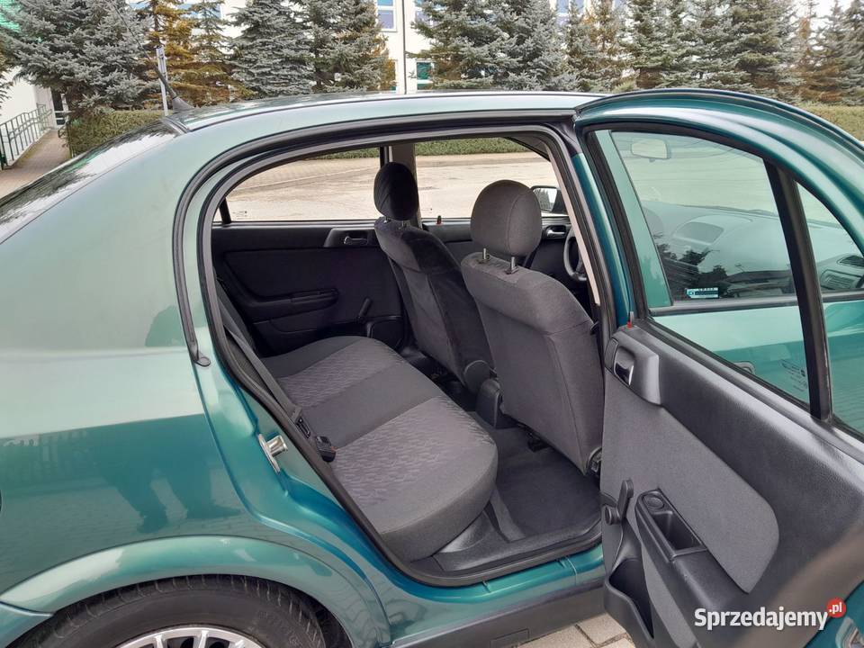 OPEL ASTRA 14 16V kupiona w salonie Hak Sedan Sedan / Limuzyna Ciechanowiec