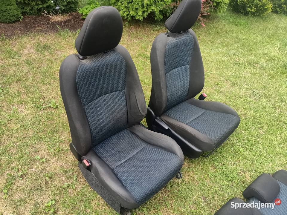 fotele Yaris III