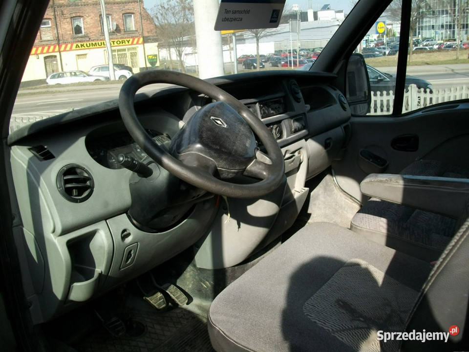 Renault Master 7 osobowy Przestrzeń ładunkowa Katowice