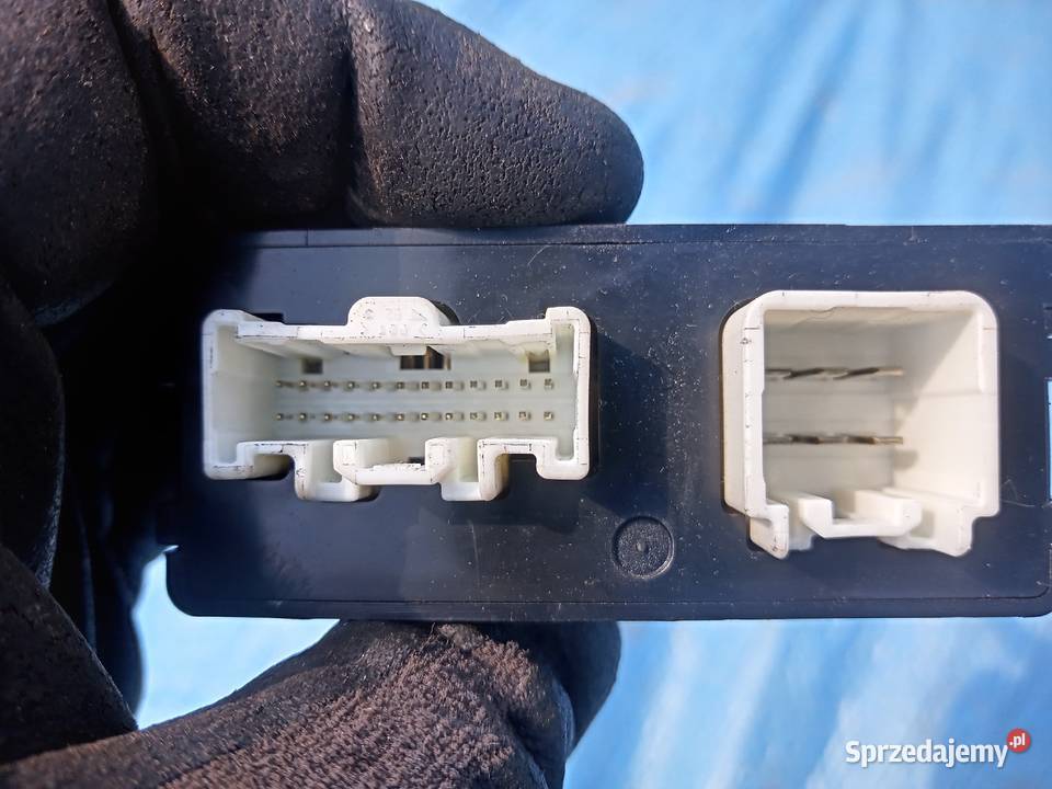 Moduł centralnego zamka Mazda 6 GG GY Układ elektryczny świętokrzyskie Sandomierz sprzedam