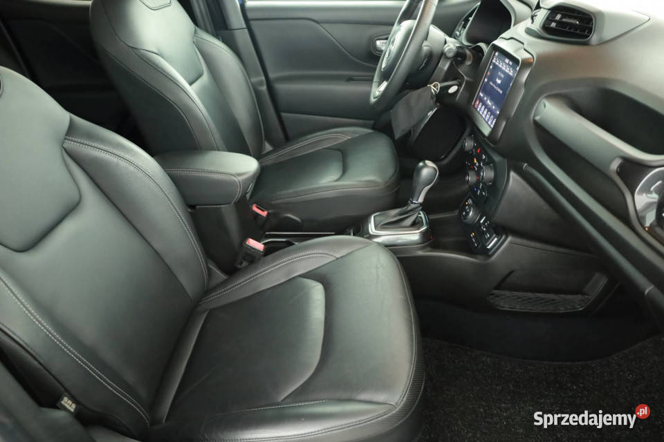 Jeep Renegade 4xe światła przeciwmgielne Renegade Piaseczno