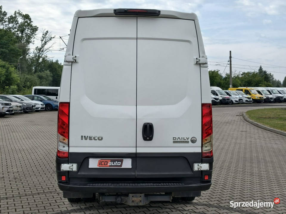 Iveco Daily 35C14 L3H2 BLIŹNIAK 35C14 140 małopolskie Kęty