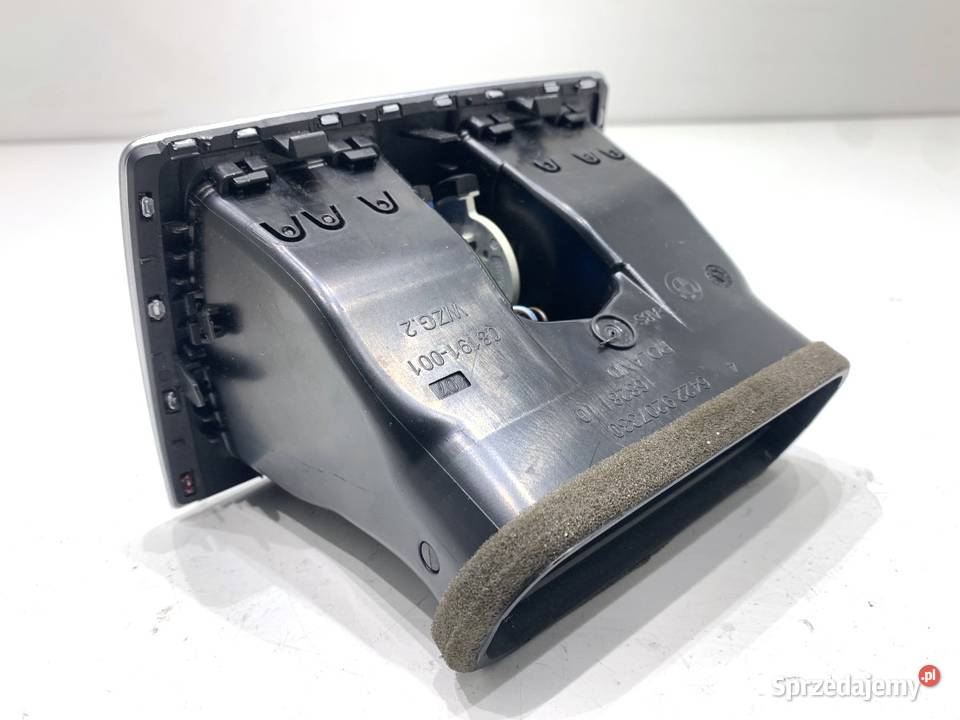 KRATKA NAWIEWU TYŁ BMW F34 933367502 Hatchback osobowe Kratki nawiewu