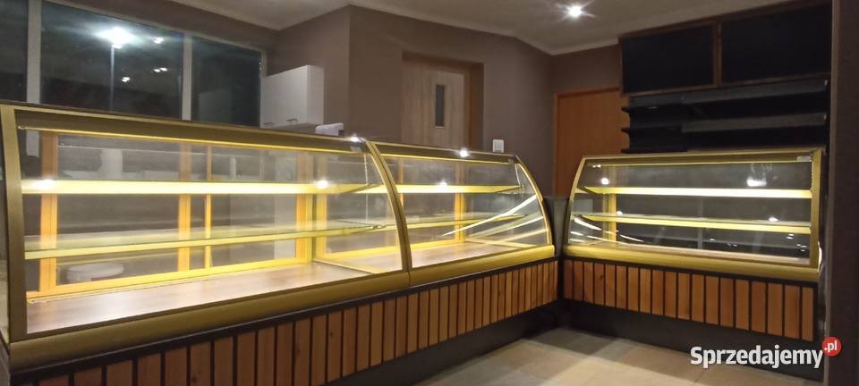 Witryna cukiernicza chłodnicza regał lada