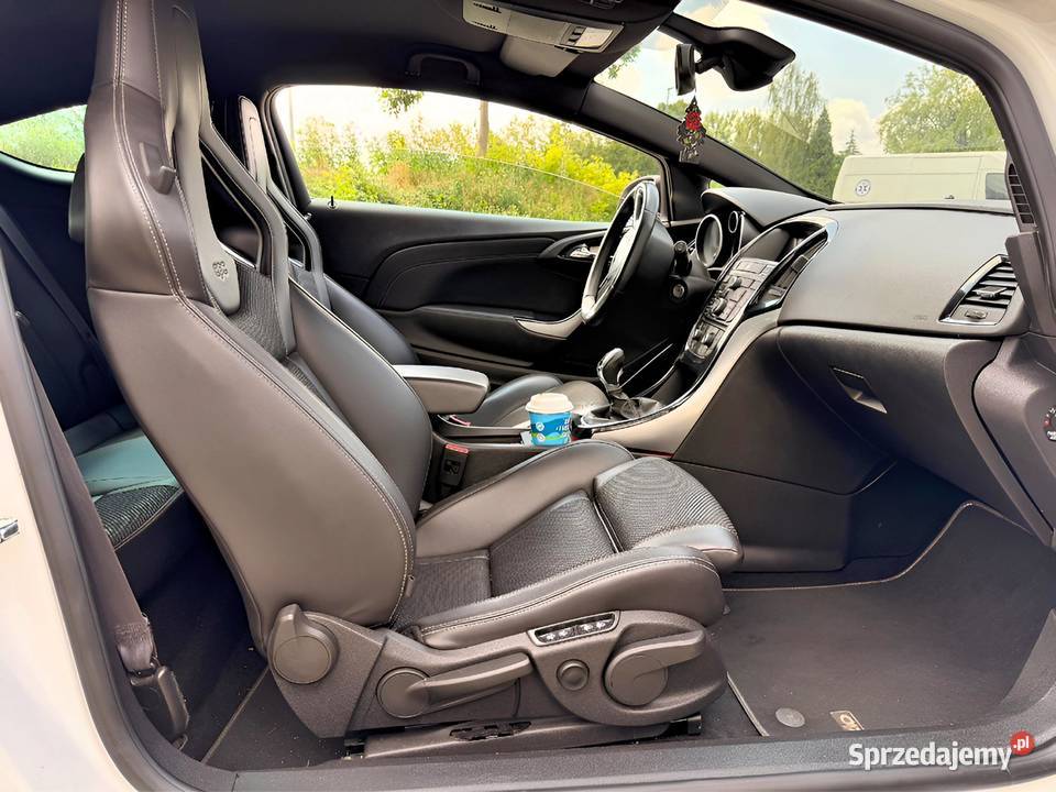 Opel Astra GTC OPC 20T 350 Zakuty MZamiana