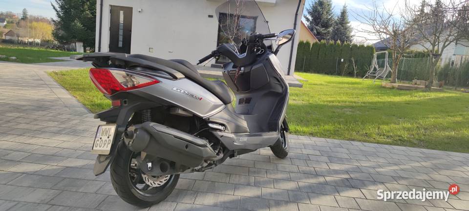 Sym GTS 300i mega komfort oszczędny szybki zarejestrowany w Polsce lubelskie Krępiec