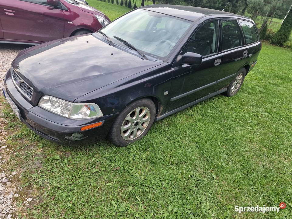 Volvo v40 19tdi 2002r Urszulin