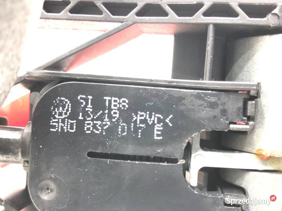 KLAMKA ZEWNĘTRZNA LEWY TYŁ VW TROC Crossover